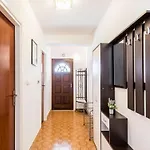 아파트 Hope St - Two Bedroom With Balcony *