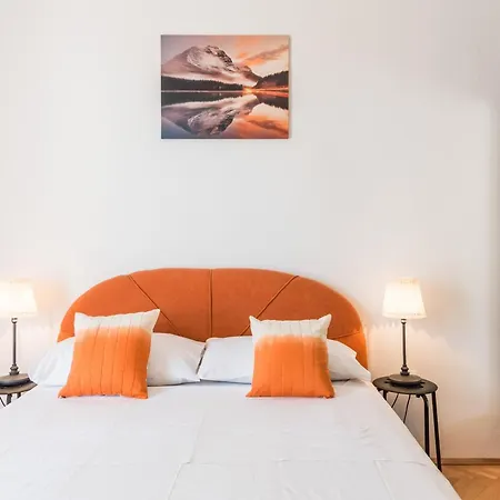 Hope St - Two Bedroom With Balcony * Σπλιτ