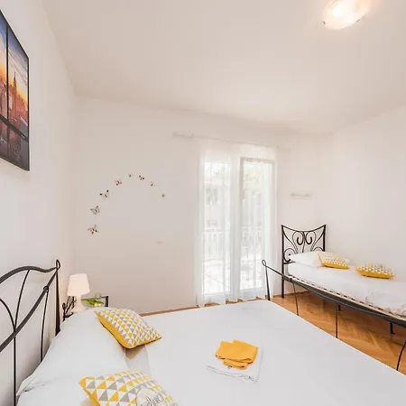 Hope St - Two Bedroom With Balcony Διαμέρισμα