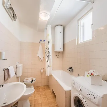 Apartament Hope St - Two Bedroom With Balcony