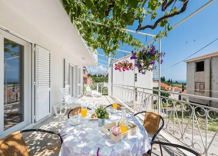 Hope St - Two Bedroom With Balcony דירה *