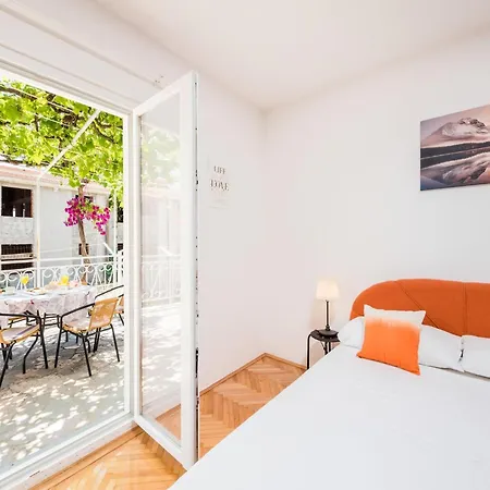 Hope St - Two Bedroom With Balcony Daire *